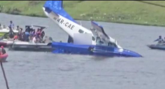 Seaplane Crash at Gregory Lake Injures Two Pilots
